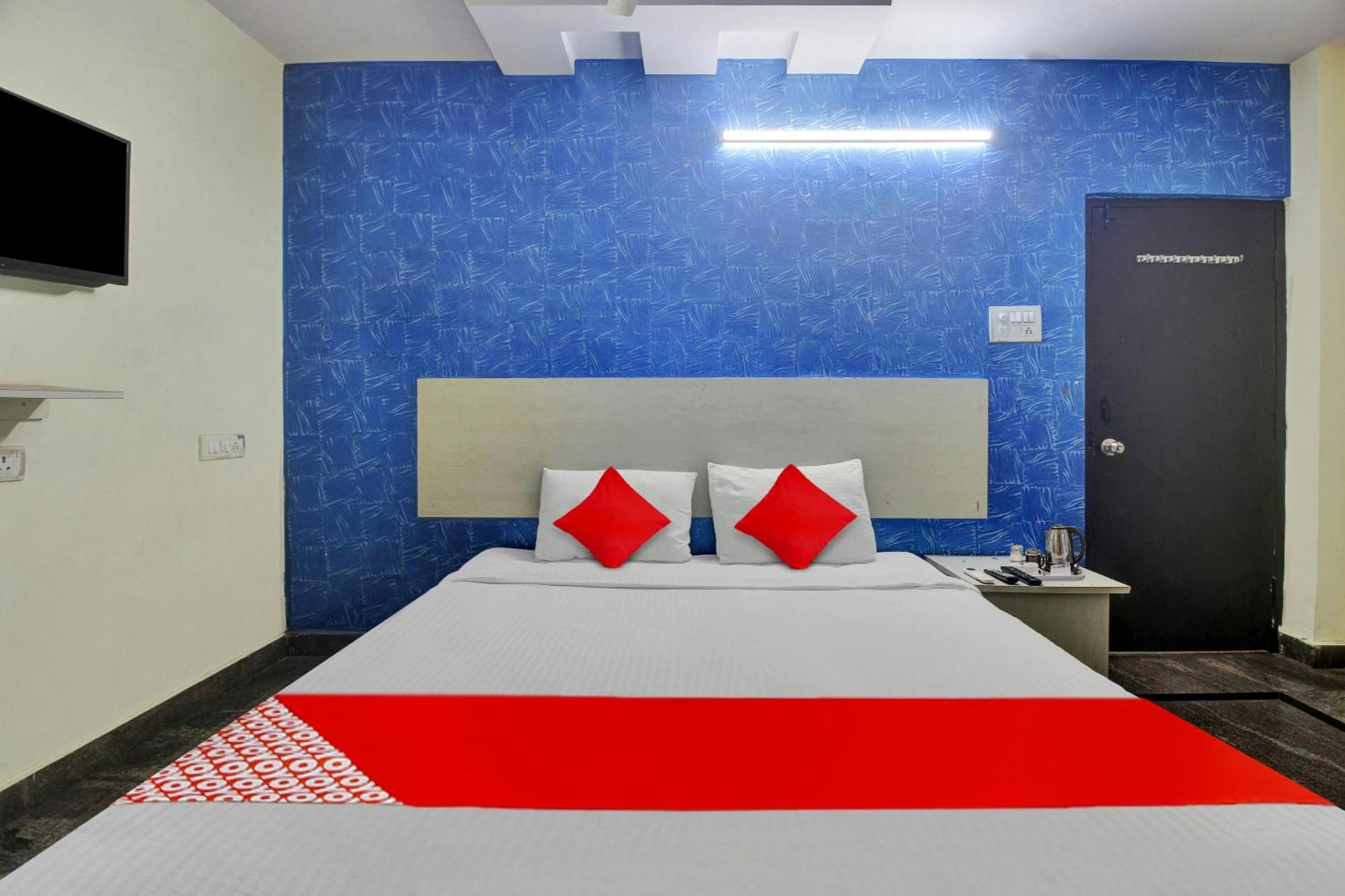 Hotel O Lavish Stay Sururnagar Buitenkant foto