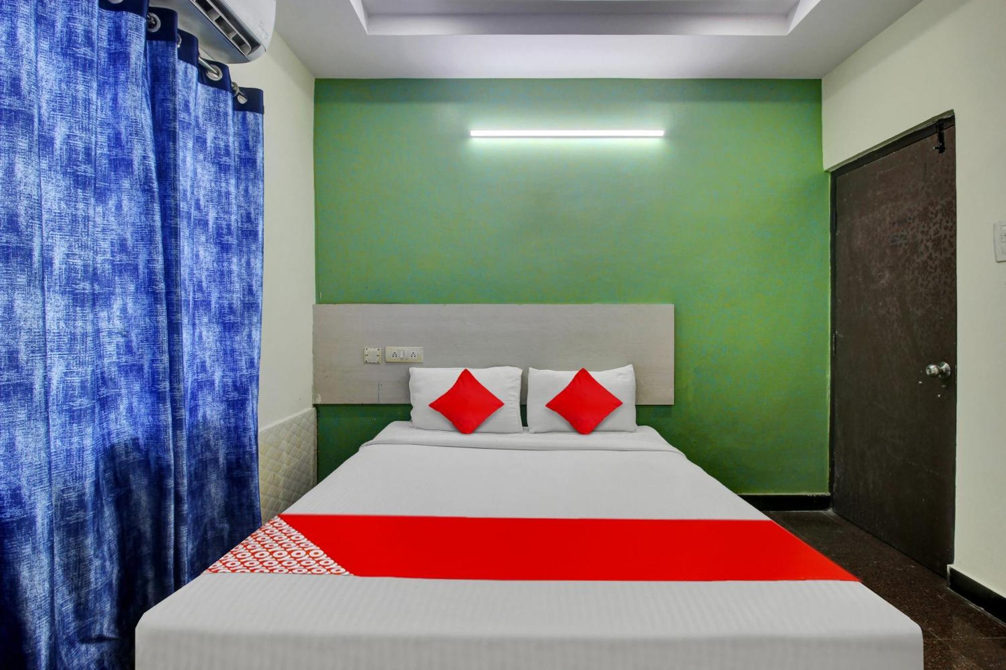Hotel O Lavish Stay Sururnagar Buitenkant foto