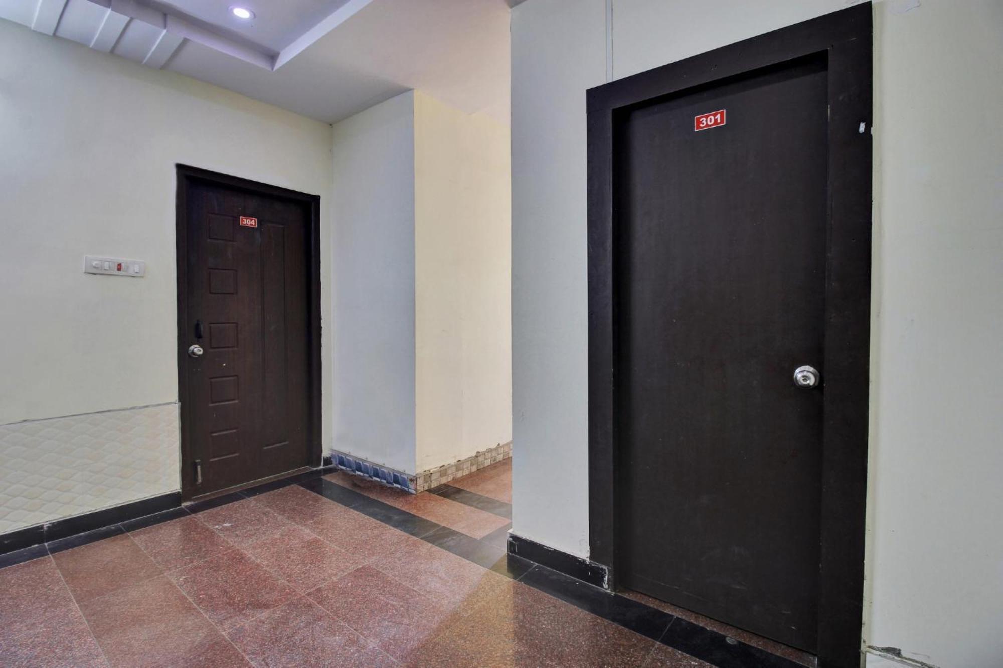 Hotel O Lavish Stay Sururnagar Buitenkant foto